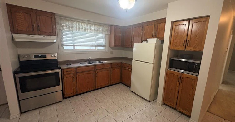 164 Gemini Drive, Hamilton, ON, L9C 6N2 - 10