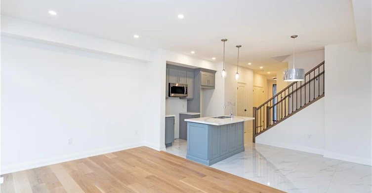 29 Dana Drive, Hamilton, ON, L9A 3H7 - 7