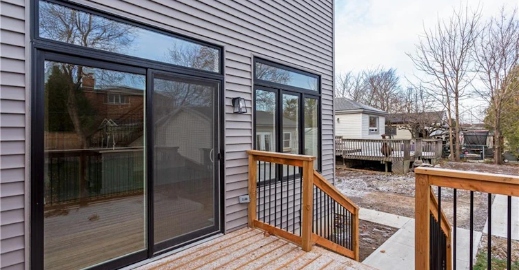 29 Dana Drive, Hamilton, ON, L9A 3H7 - 25