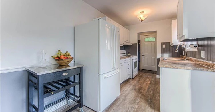 A-483 Kingscourt Drive, Waterloo, ON, N2K 2X9 - 5