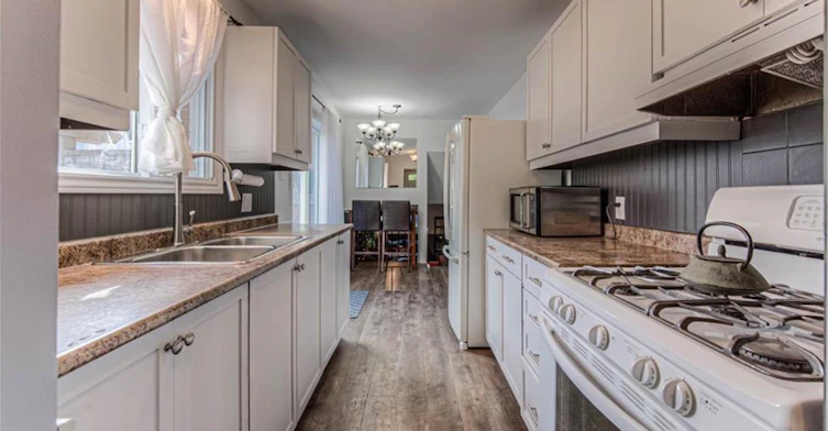 A-483 Kingscourt Drive, Waterloo, ON, N2K 2X9 - 3