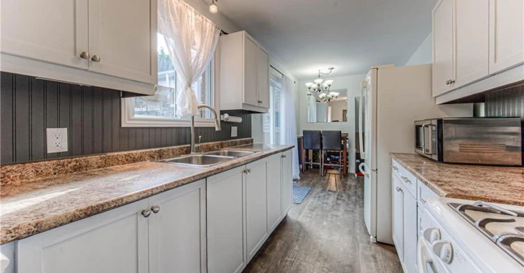 A-483 Kingscourt Drive, Waterloo, ON, N2K 2X9 - 4