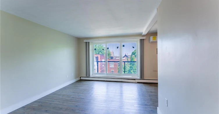 402-326 Hunter Street E, Hamilton, ON, L8N 1N6 - 5