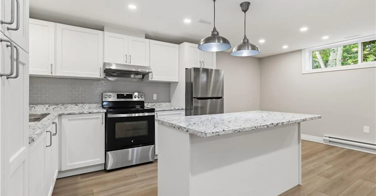 Lower-609 Weir Road, Hamilton, ON, L0R 1T0 - 13