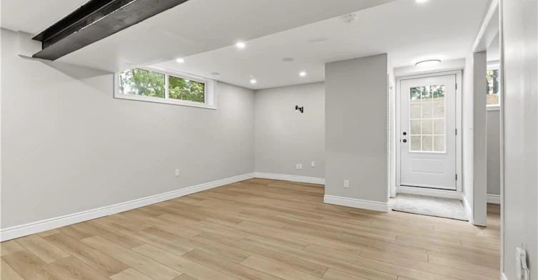 Lower-609 Weir Road, Hamilton, ON, L0R 1T0 - 16