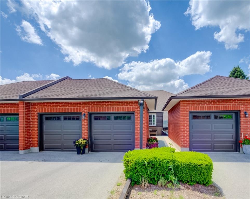 18-10 Isherwood Avenue, Cambridge, ON, N1R 8L5