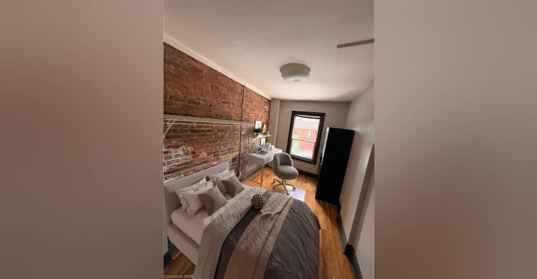 B-473 King Street W, Hamilton, ON, L8P 1B8 - 9
