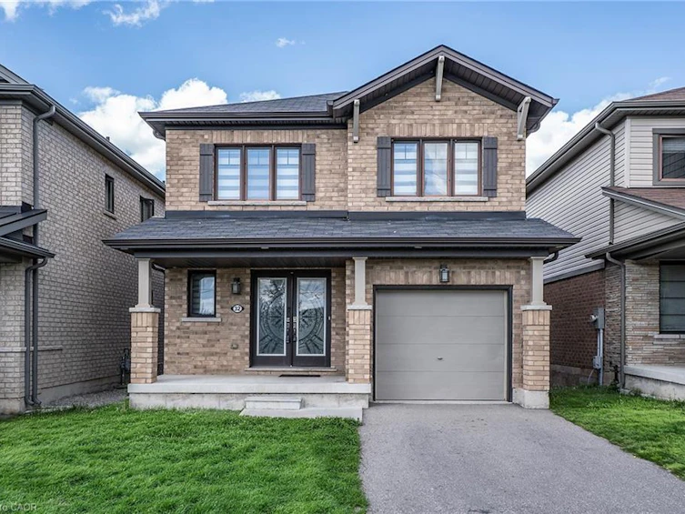 32 Hedges Crescent, Hamilton, ON, L8J 1X5