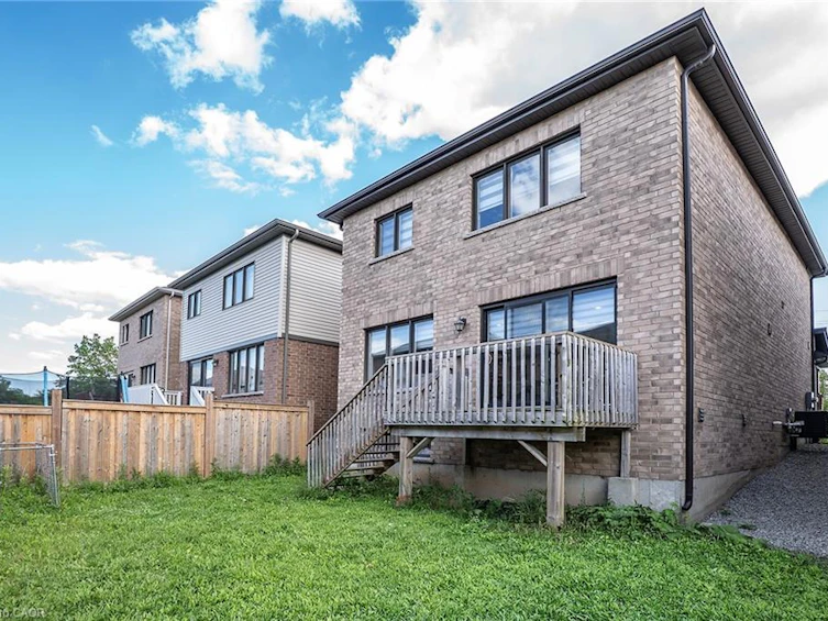 32 Hedges Crescent, Hamilton, ON, L8J 1X5 - 20