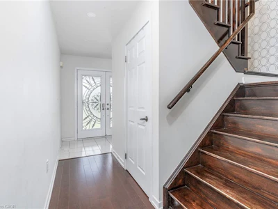 32 Hedges Crescent - 3