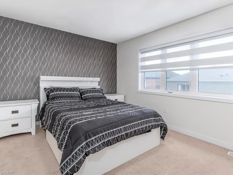 32 Hedges Crescent, Hamilton, ON, L8J 1X5 - 12