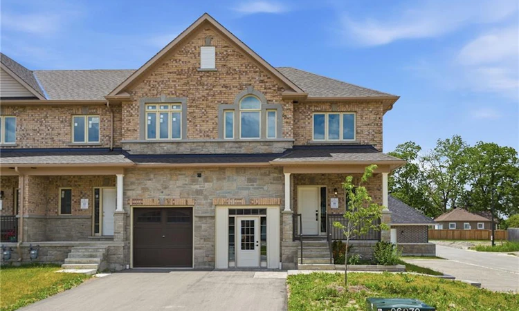 25 Rainey Drive