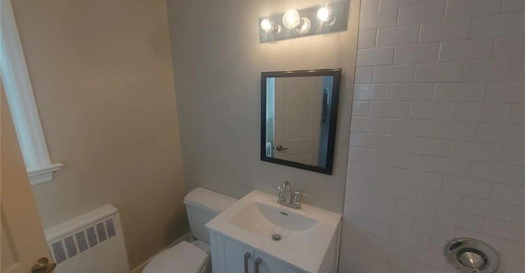 9-181 King Street E, Kitchener, ON, N2G 2K8 - 6