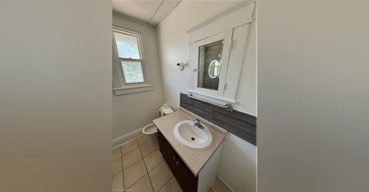2-686 Main Street E, Hamilton, ON, L8M 1K5 - 10
