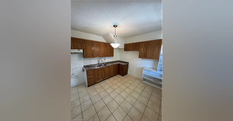 2-686 Main Street E, Hamilton, ON, L8M 1K5 - 5