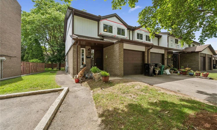 53-46 Cedarwoods Crescent