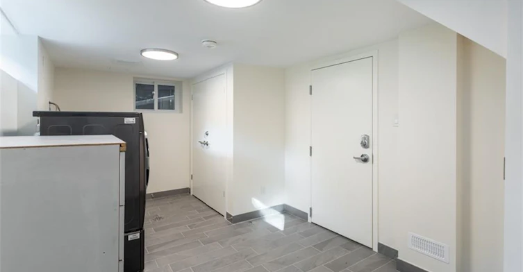 BSMT-172 Kenilworth Avenue S, Hamilton, ON, L8K 2T4 - 14