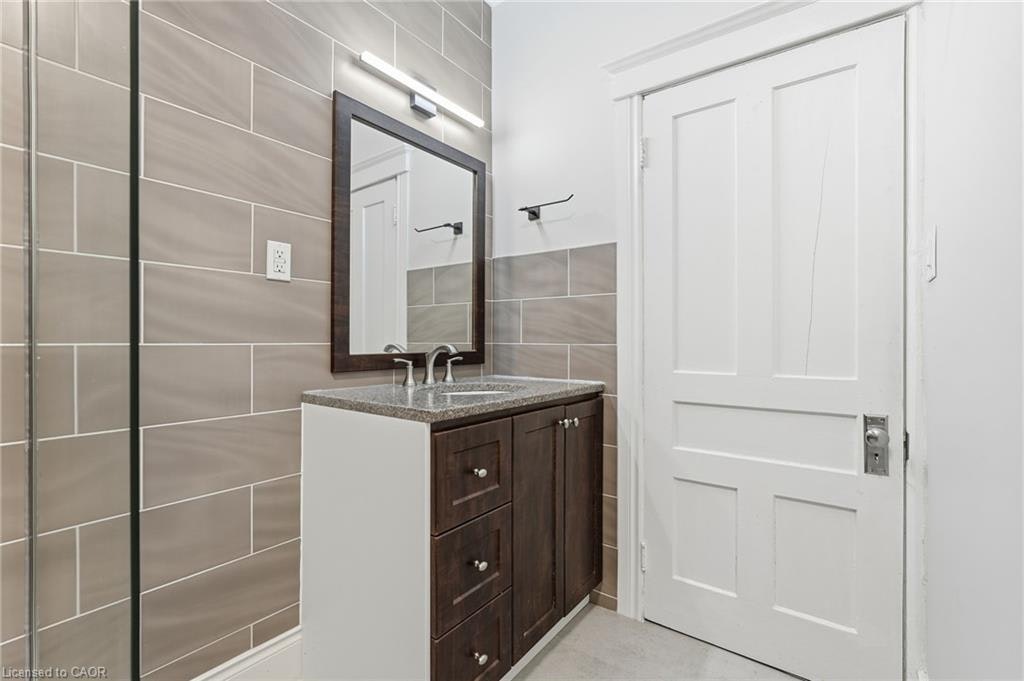 70 Robert Street, Hamilton, ON, L8L 2P3 - 8