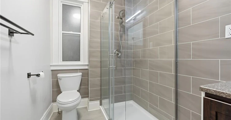 70 Robert Street, Hamilton, ON, L8L 2P3 - 9