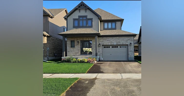 12 Mitchell Avenue, Collingwood, ON, L9Y 5M3