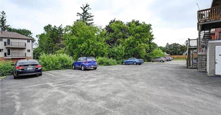 0-1230 Queens Boulevard, Kitchener, ON, N2M 1C3 - 7
