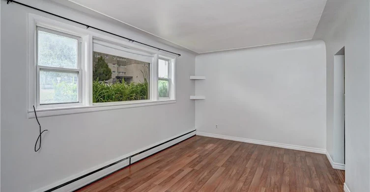 0-1230 Queens Boulevard, Kitchener, ON, N2M 1C3 - 2