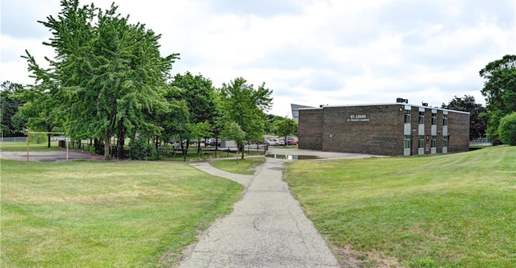 0-1230 Queens Boulevard, Kitchener, ON, N2M 1C3 - 6