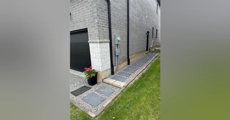 Bsmt-348 Springbrook Avenue, Hamilton, ON, L9K 0K3 - 3