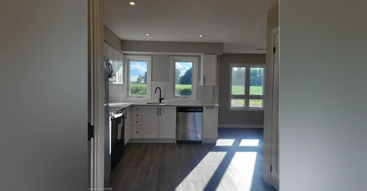 28-235 Chapel Hill Drive, Kitchener, ON, N2R 1N3 - 7