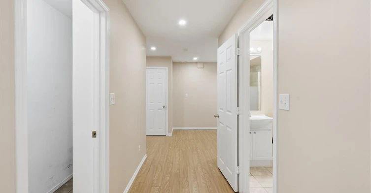 2549 Postmaster Drive, Oakville, ON, L6M 0L6 - 29