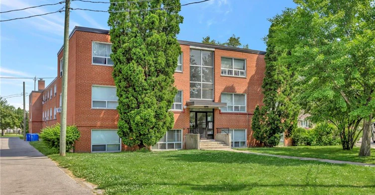 304-37 Mericourt Road, Hamilton, ON, L8S 2N5 - 2