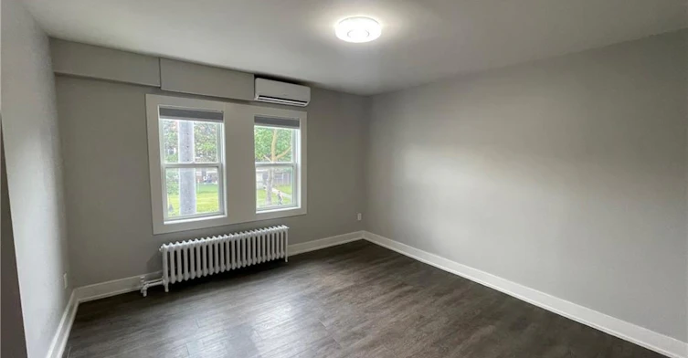 6-4 Ottawa Street N, Hamilton, ON, L8H 3Y7 - 4