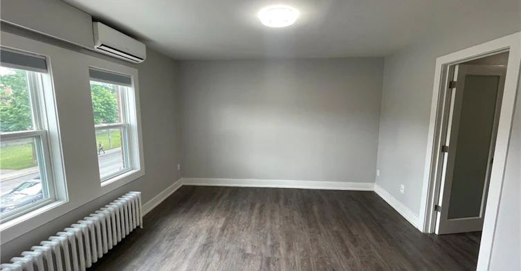 6-4 Ottawa Street N, Hamilton, ON, L8H 3Y7 - 3
