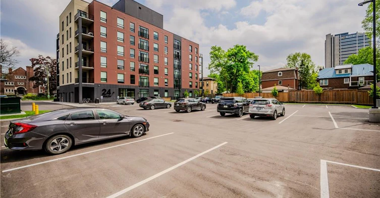 103-24 Union Street E, Waterloo, ON, N2J 1B7 - 39