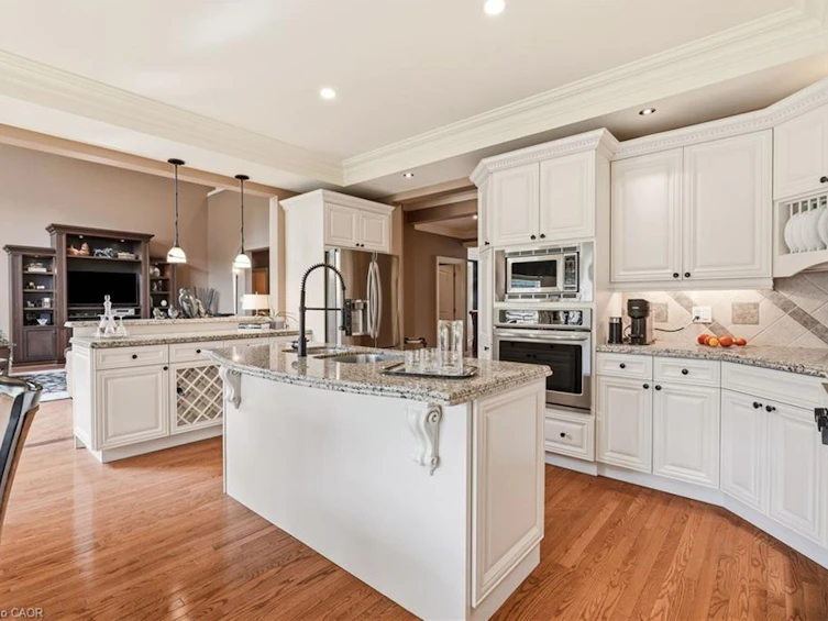 28 Millcreek Court, Hamilton, ON, L9G 4Z3 - 9