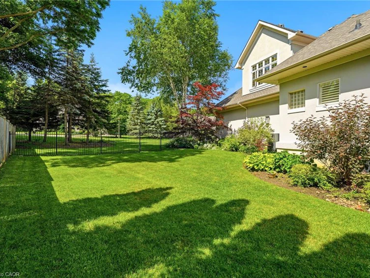 28 Millcreek Court, Hamilton, ON, L9G 4Z3 - 41
