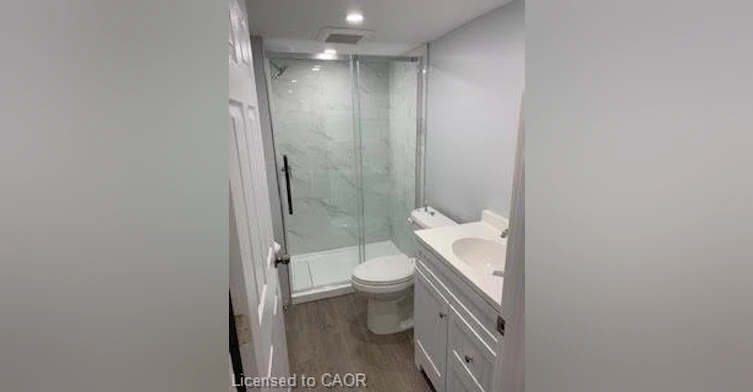 Lower-270 Melrose Avenue, Kitchener, ON, N2H 2C1 - 7