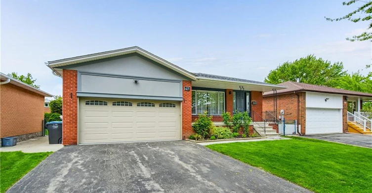 Upper-712 Vermouth Avenue, Mississauga, ON, L5A 3T3 - 2