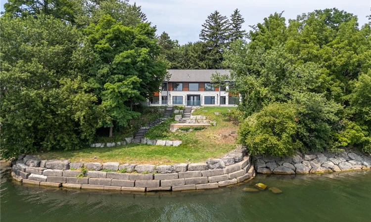 100 Appleby Place