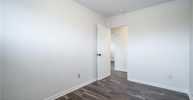 Upper-4 Starlight Court, Hamilton, ON, L8K 4C8 - 19