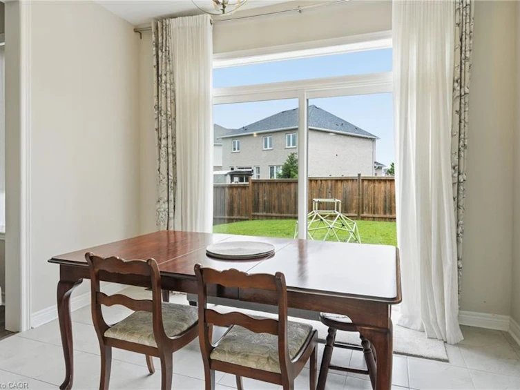 27 Robbins Ridge, Brant, ON, N3L 0H2 - 16