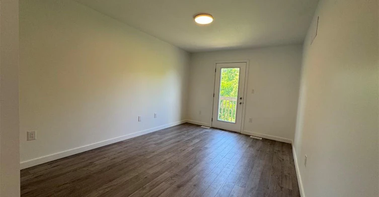 Main-133 Highriver Trail, Welland, ON, L3C 0H6 - 11