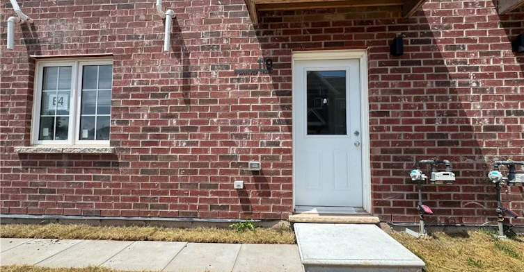 Main-119 Highriver Trail, Welland, ON, L3C 0H6 - 2