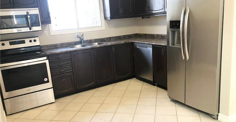 1-576 Templemead Drive, Hamilton, ON, L8W 2T9 - 3