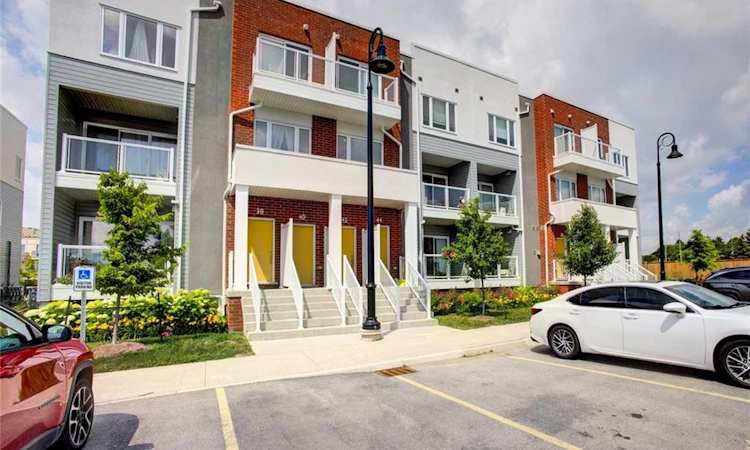 48 Progress Crescent