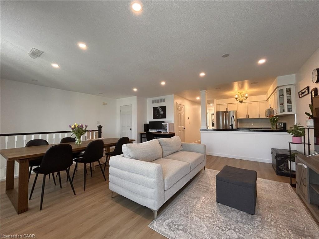 72-2737 King Street E, Hamilton, ON, L8G 5H1
