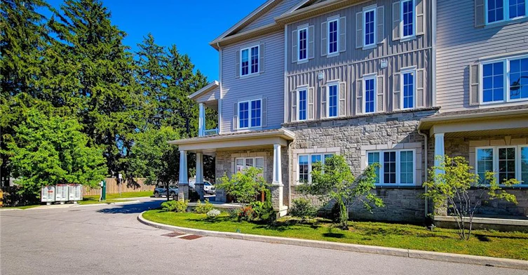 11 Pipe Avenue, Hamilton, ON, L9K 0J9 - 4