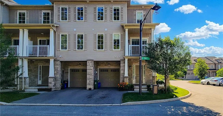 11 Pipe Avenue, Hamilton, ON, L9K 0J9
