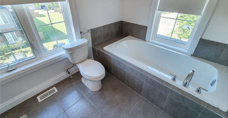 11 Pipe Avenue, Hamilton, ON, L9K 0J9 - 35