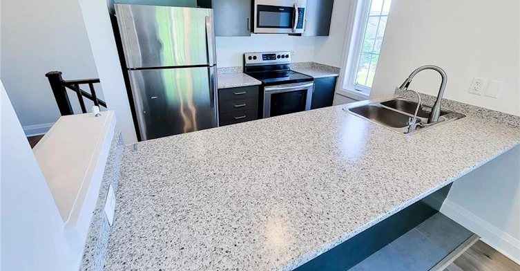 11 Pipe Avenue, Hamilton, ON, L9K 0J9 - 16